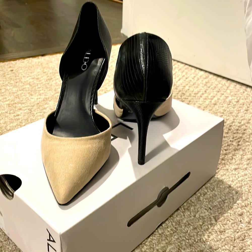 NEVER WORN Aldo Two-Tone Heels